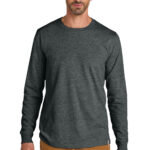 CT106921_carbonheather_model_front