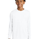 A4NB3165_white_model_front