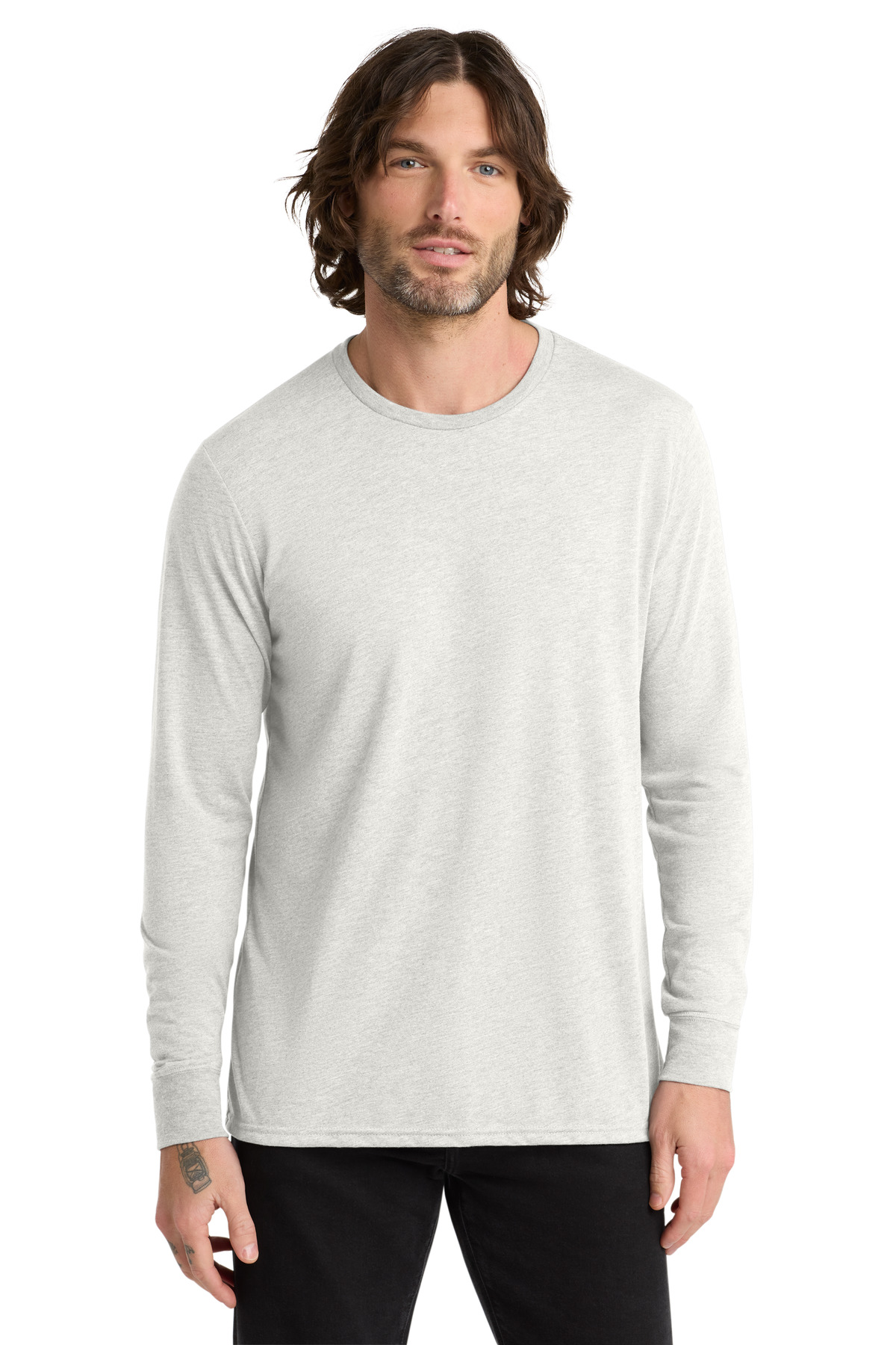 AL6004_fairlywhite_model_front