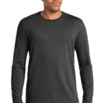 DT8003_charcoalheather_model_front